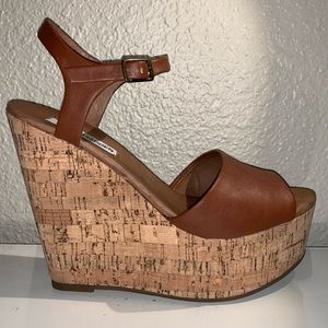 Steven Madden Korkey Wedge